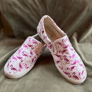 Bucketfeet Flamingo slip ins 7.5